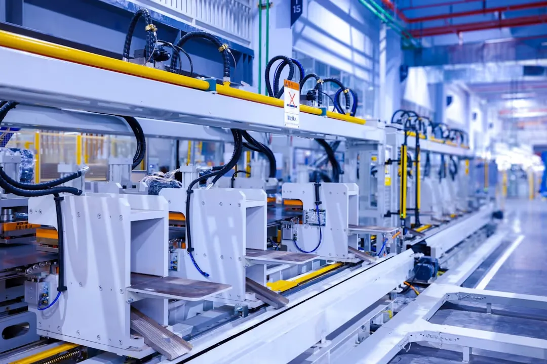 What factors are fueling the changes in the logistics and supply chain sector?