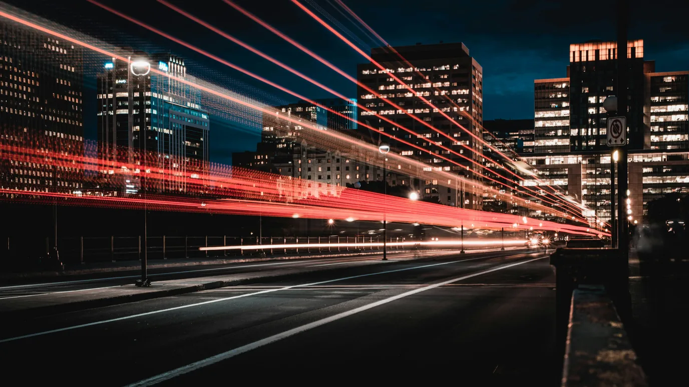 How do scalable cloud solutions revolutionize the travel and transportation industry, for businesses?