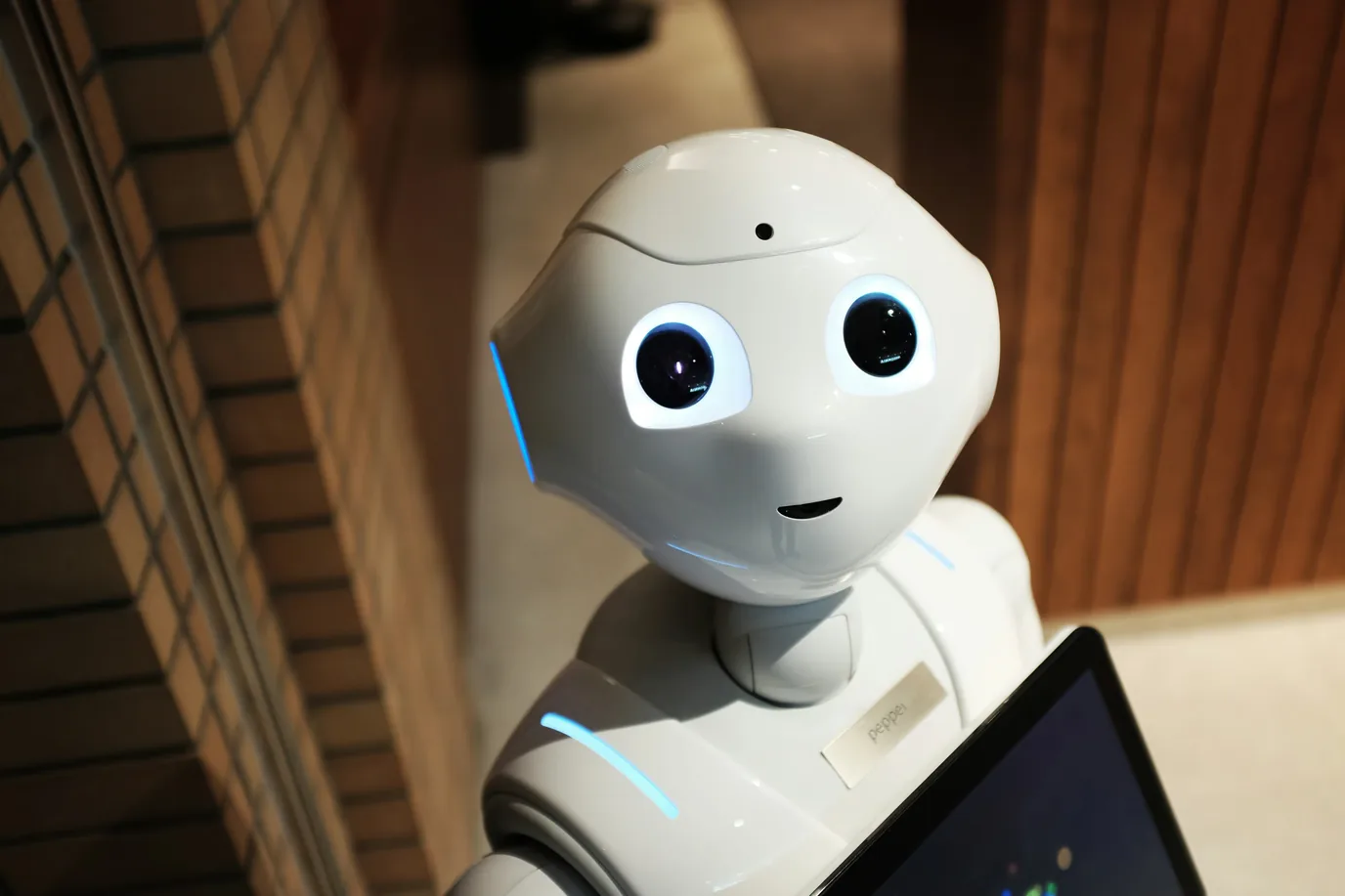 How is the evolution of AI agents transforming the landscape of IT services?