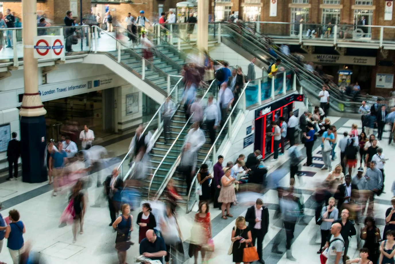 How can retailers succeed using strategies in information technology?