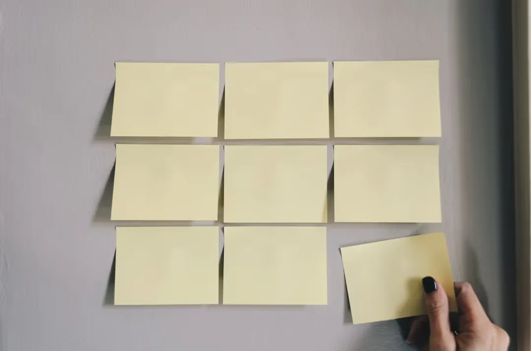 How can enterprise software solutions improve the management of e-commerce businesses?
