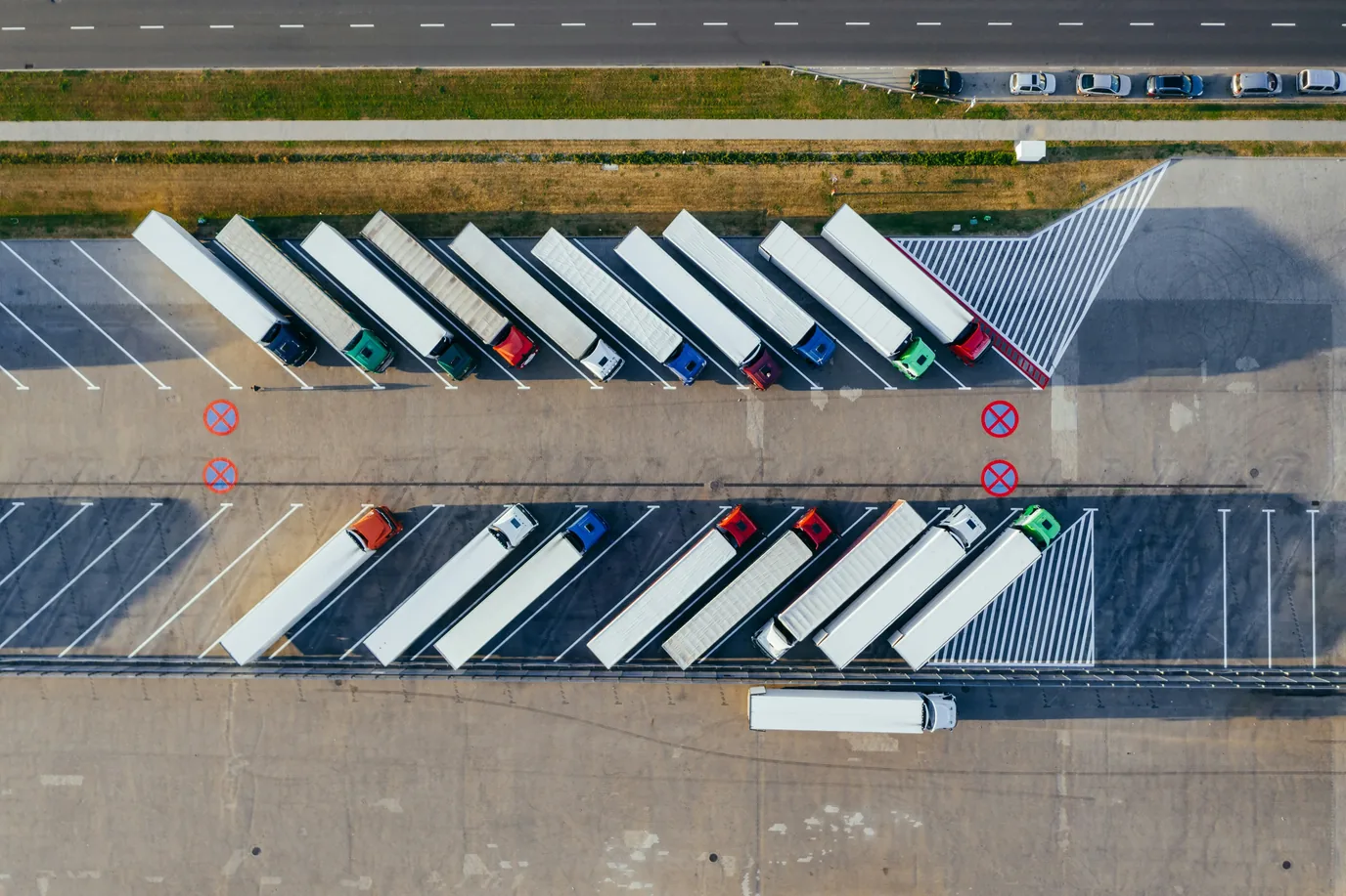 Using Enterprise Software to Improve Logistics and Supply Chains